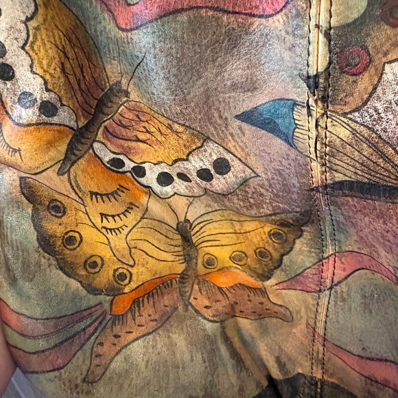 Colorful Butterfly/Geometric Shapes Bucket Bag - Picture 6 of 10